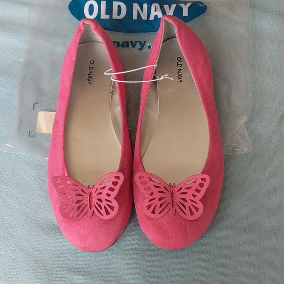Old Navy Other - New Old Navy pink butterfly flats in a siz